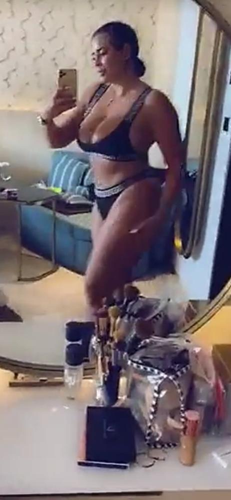 25P HannahB Pawg Galllery 5