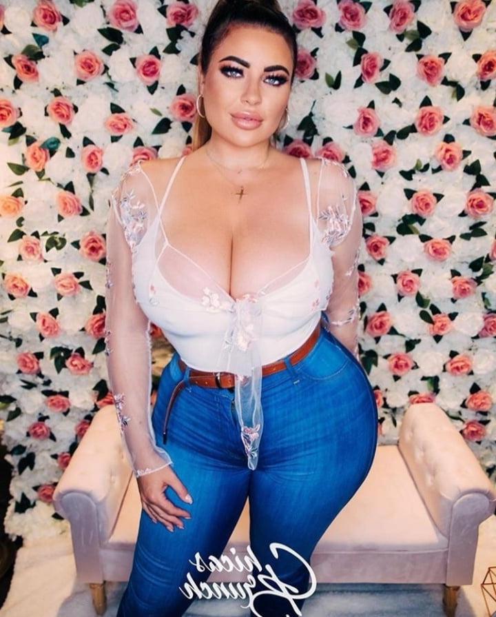 25P HannahB Pawg Galllery 2