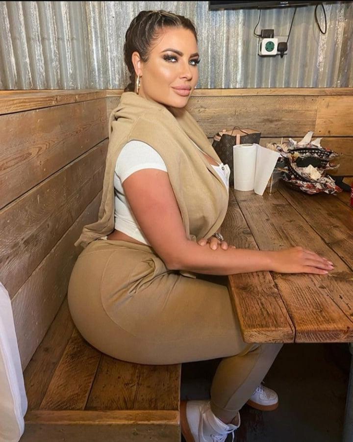 25P HannahB Pawg Galllery 2