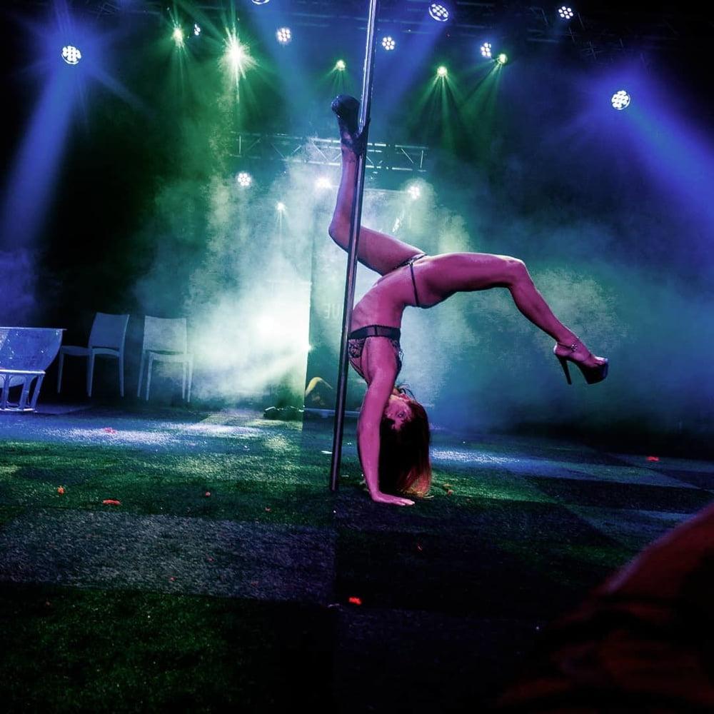 25P Hot Dutch stripper slut Nidens