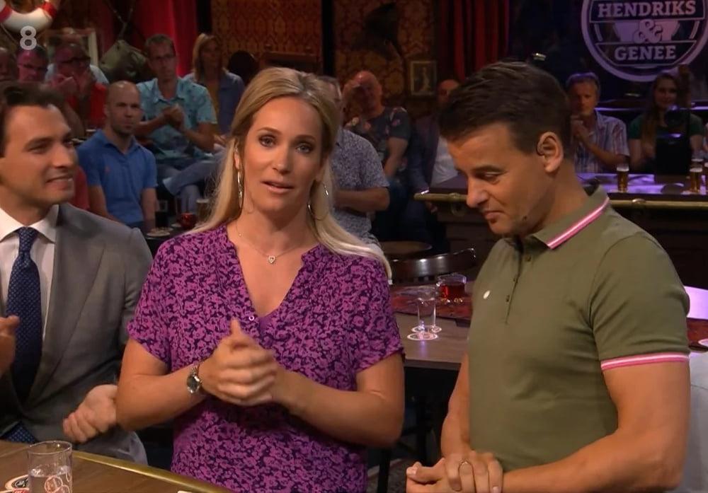 25P Dutch Presenter &amp; Hockey Player - Helene Hendriks 3