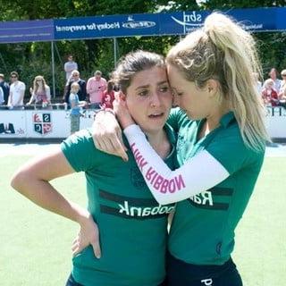 25P Dutch Presenter &amp; Hockey Player - Helene Hendriks 3