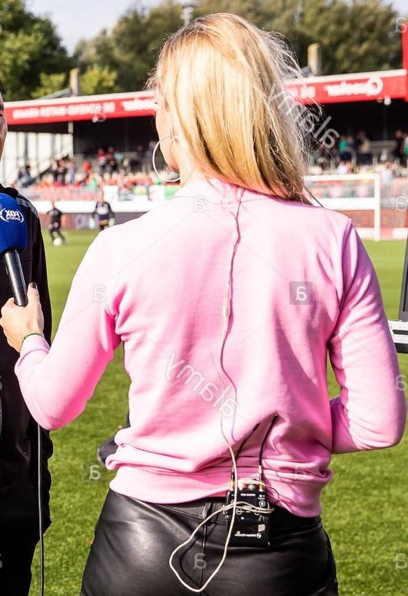 25P Dutch Presenter &amp; Hockey Player - Helene Hendriks 3