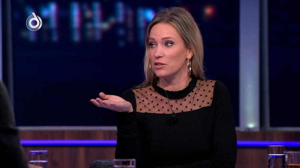 25P Dutch Presenter &amp; Hockey Player - Helene Hendriks 3