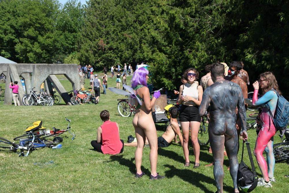 9P Public Park Nudity