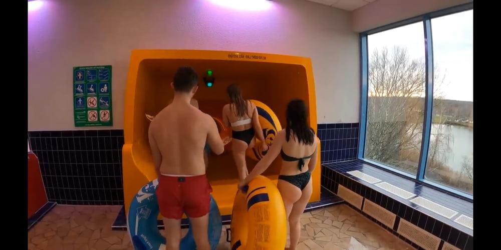 25P Water park Asses