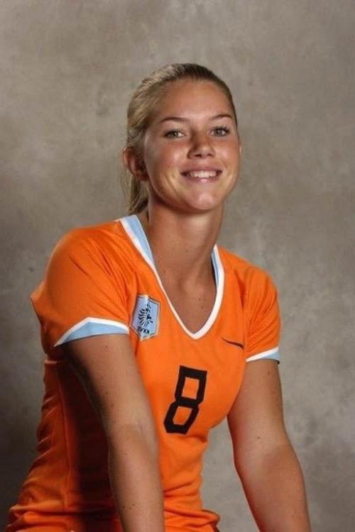 25P Dutch Football Player (Oranje Leeuwin) Anouk Hoogendijk