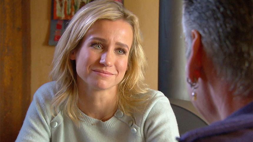 25P Dionne Stax - Dutch Presenter 7