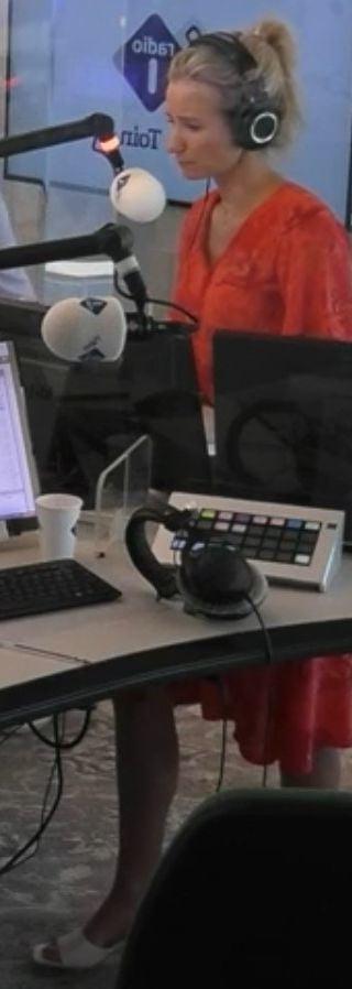 25P Dionne Stax - Dutch Presenter 7