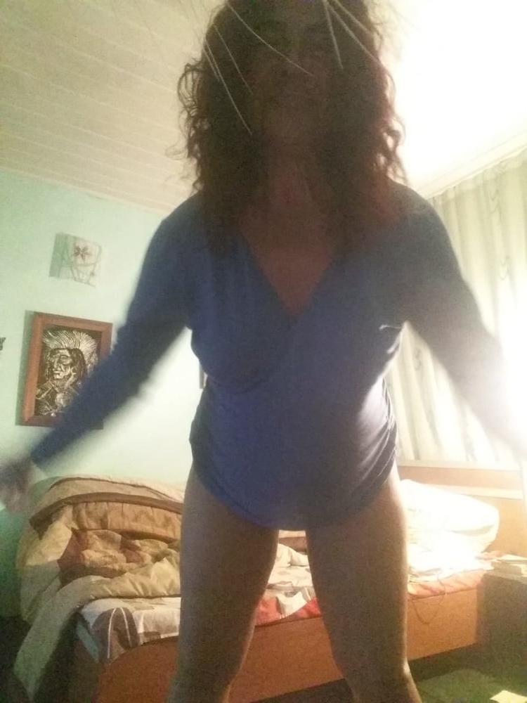 7P Me wife ex