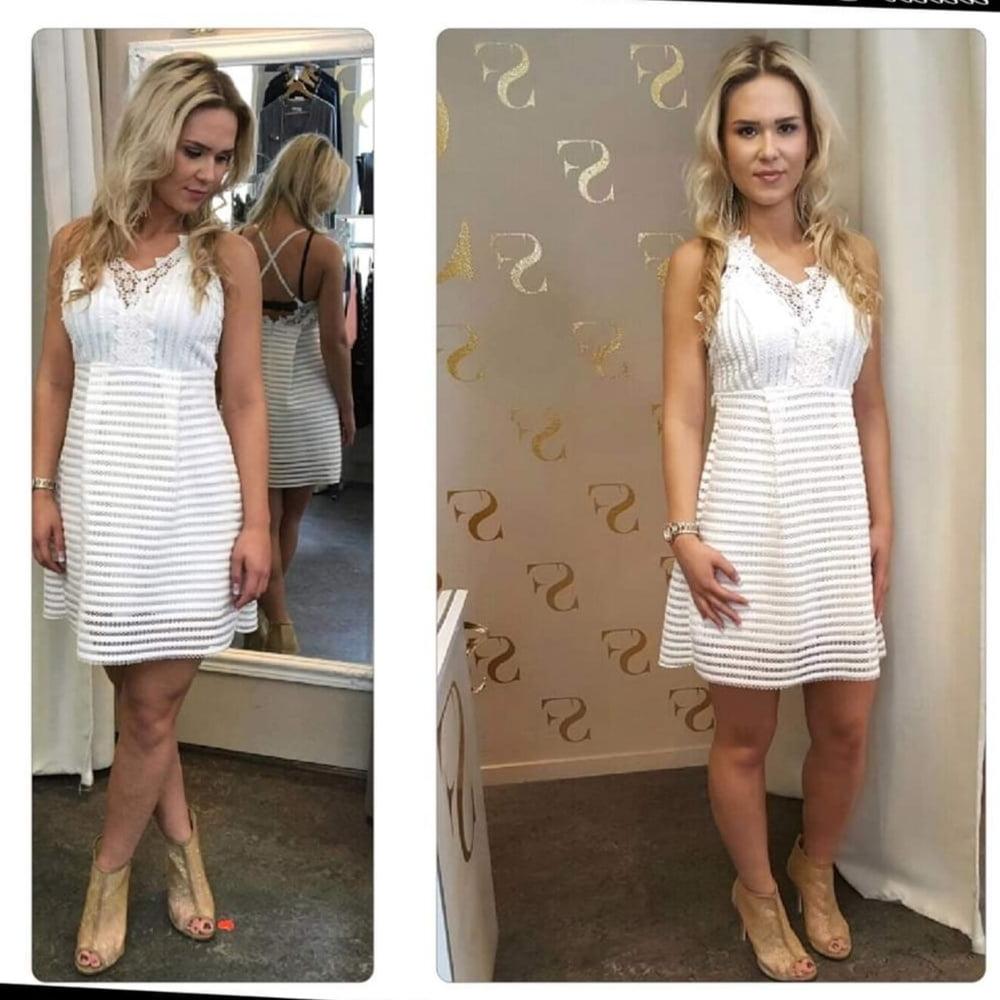 20P Sexy Dutch Blonde Store Model