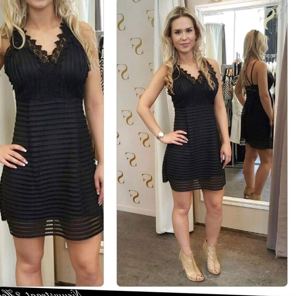 20P Sexy Dutch Blonde Store Model