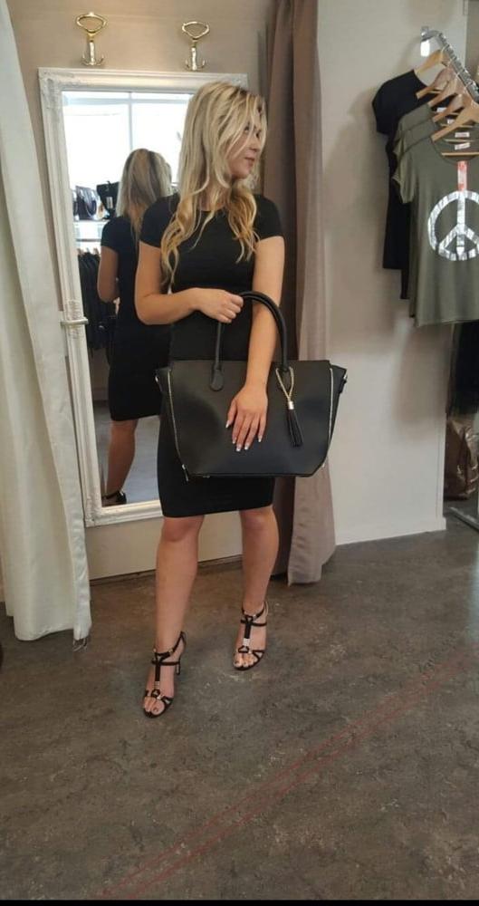 20P Sexy Dutch Blonde Store Model