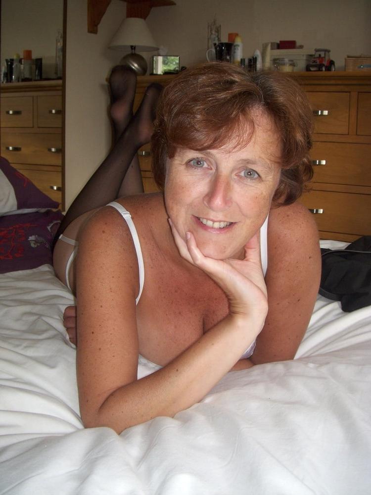 25P Mature Ladies love to Tease