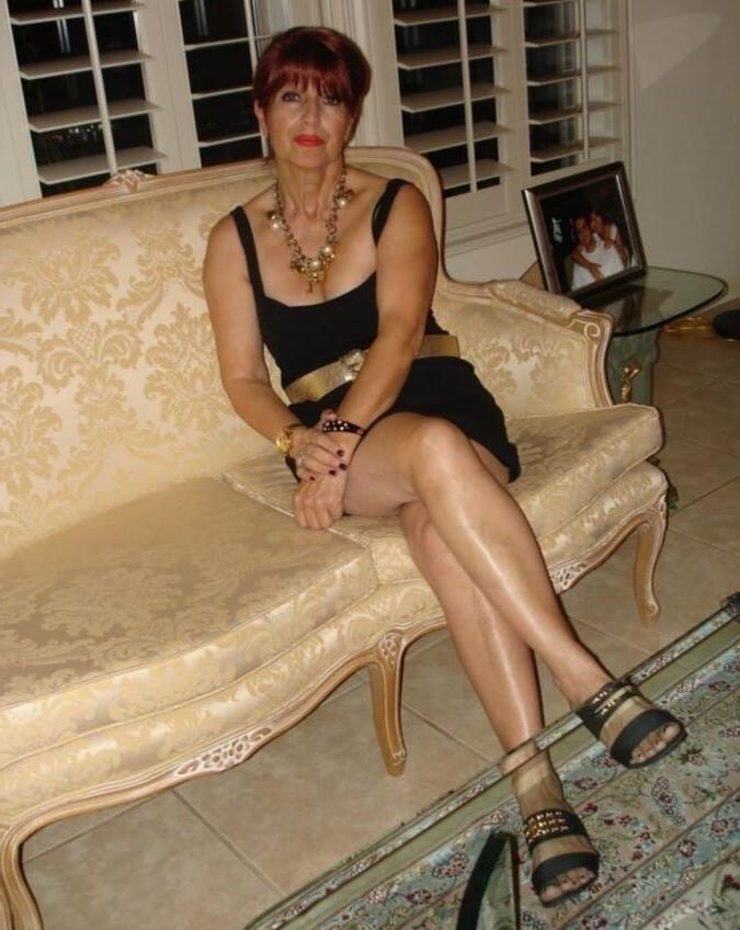 25P Mature Ladies love to Tease