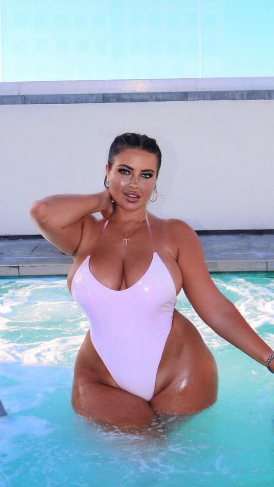 25P HannahB Pawg Galllery 4