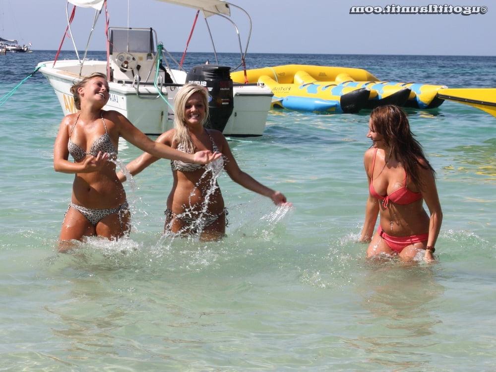 25P Which Girl Do You Want To Fuck 216?