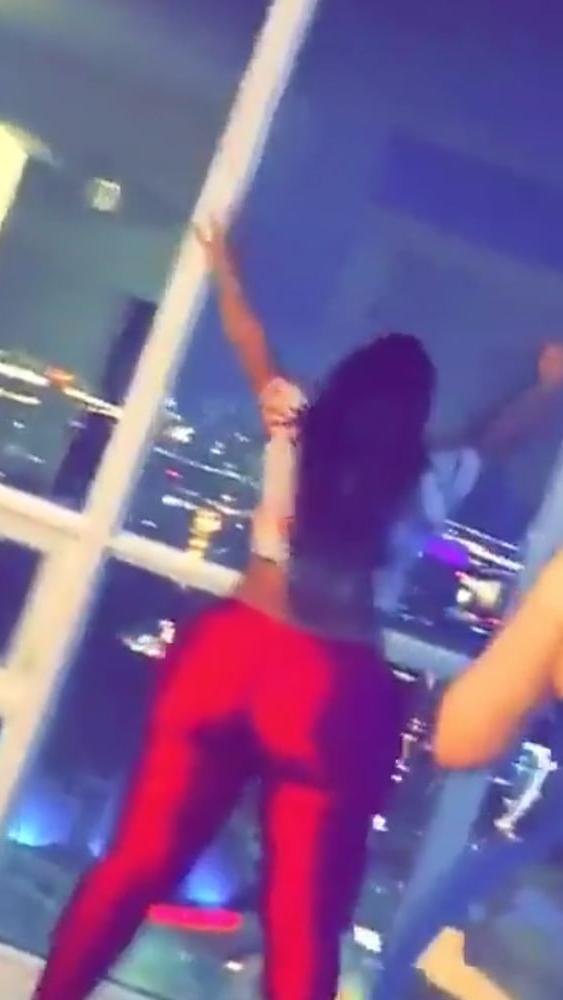 25P DiamondDoll Pawg Gallery 9
