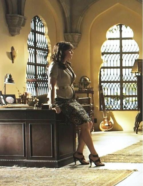 25P Canadian Actress Amanda Tapping