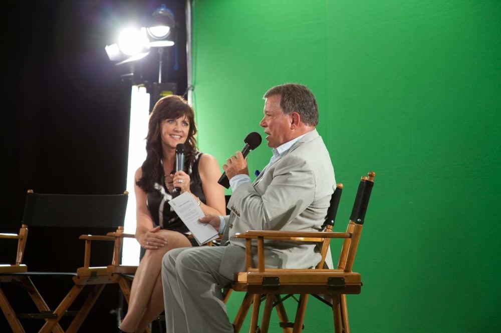 25P Canadian Actress Amanda Tapping