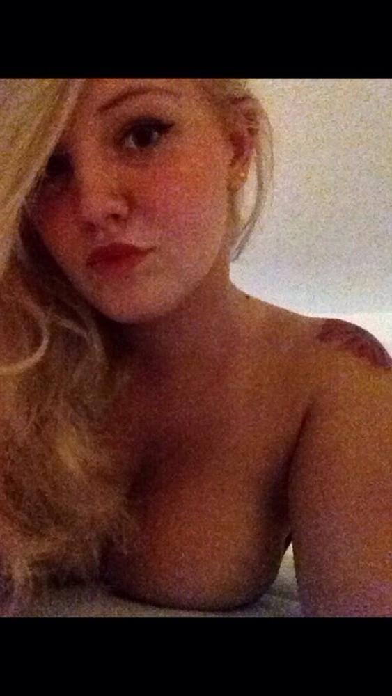 8P Sexy Dutch Girl