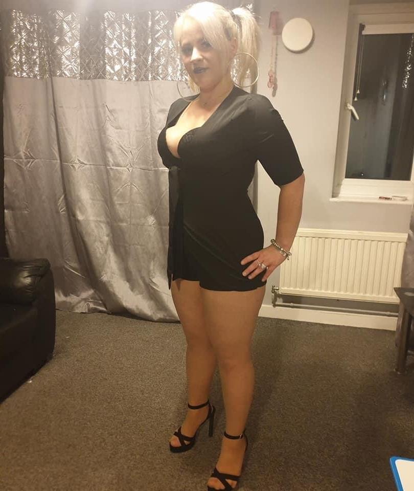 25P Great Yarmouth Blonde Chav, PAWG