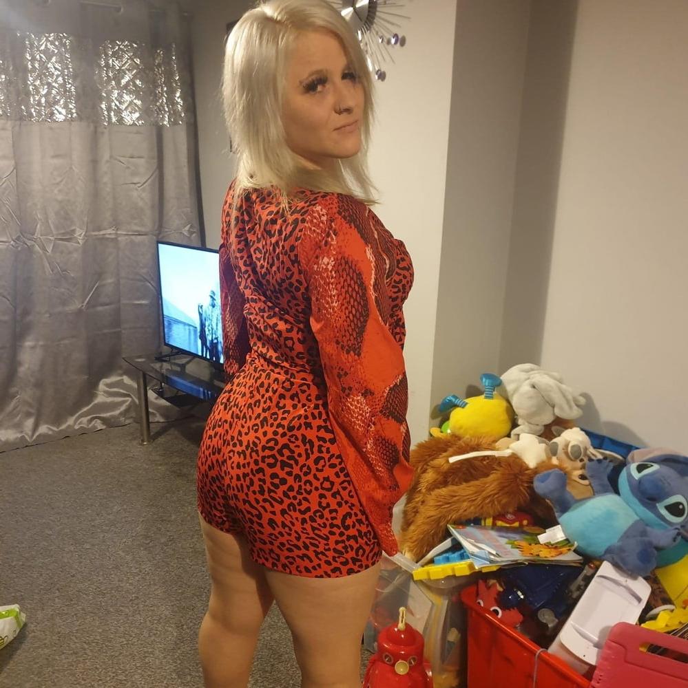 25P Great Yarmouth Blonde Chav, PAWG