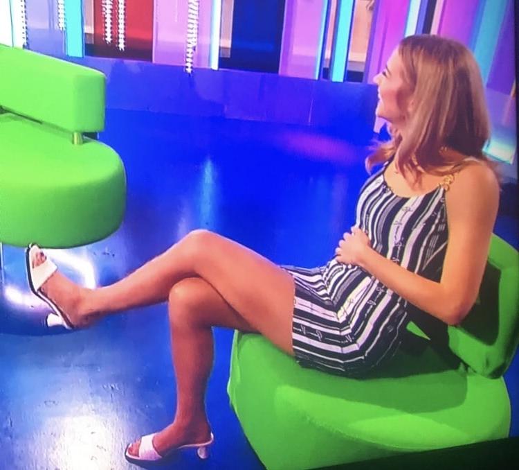 25P Pixie Lott Sexy As Fuck Legs FAP (NEW) Thank Me Later
