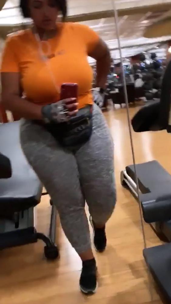 25P DiamondDoll Pawg Gallery 10