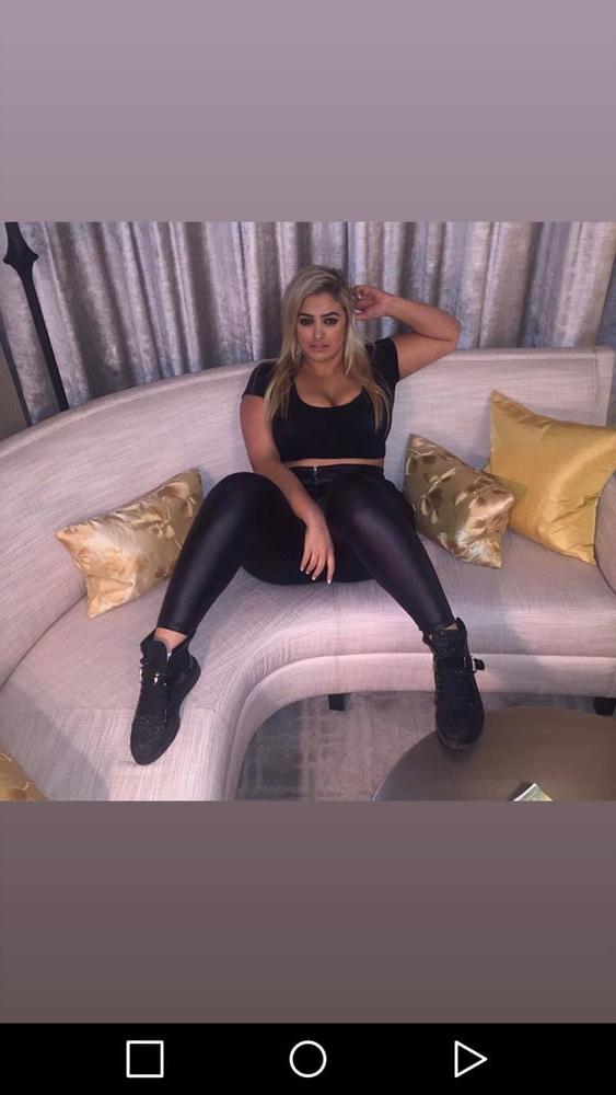 25P DiamondDoll Pawg Gallery 10
