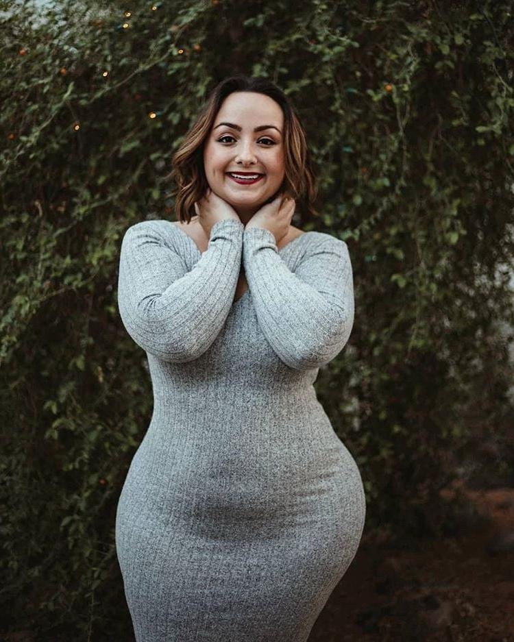 16P Super thick pawg