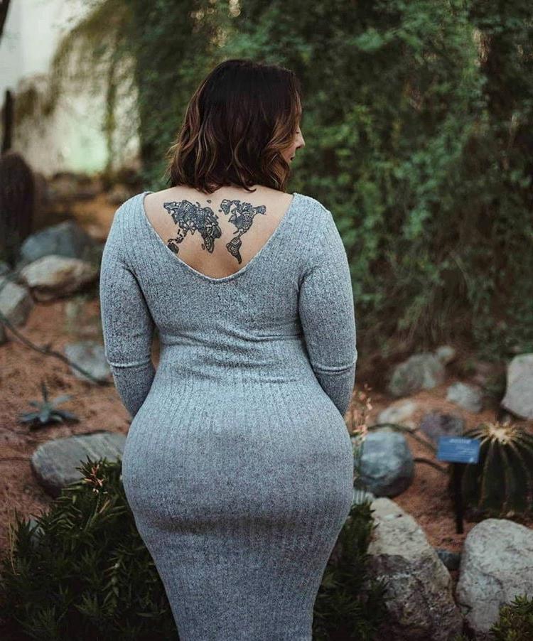 16P Super thick pawg