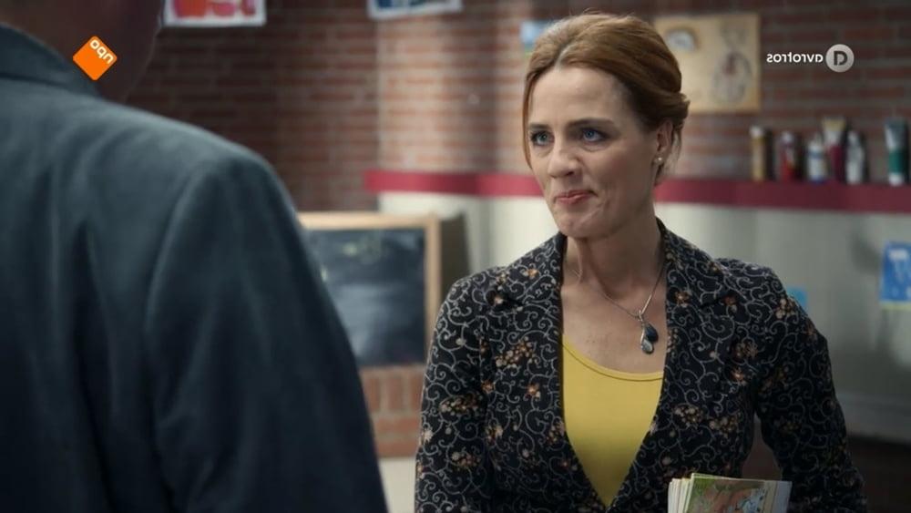 24P Ilse Warringa (Juf Ank) - Dutch Actress 2