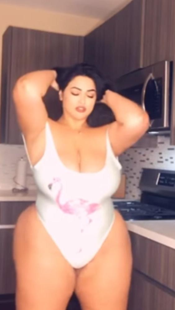 25P DiamondDoll Pawg Gallery 7
