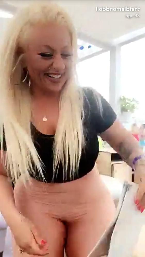 25P DiamondDoll Pawg Gallery 4