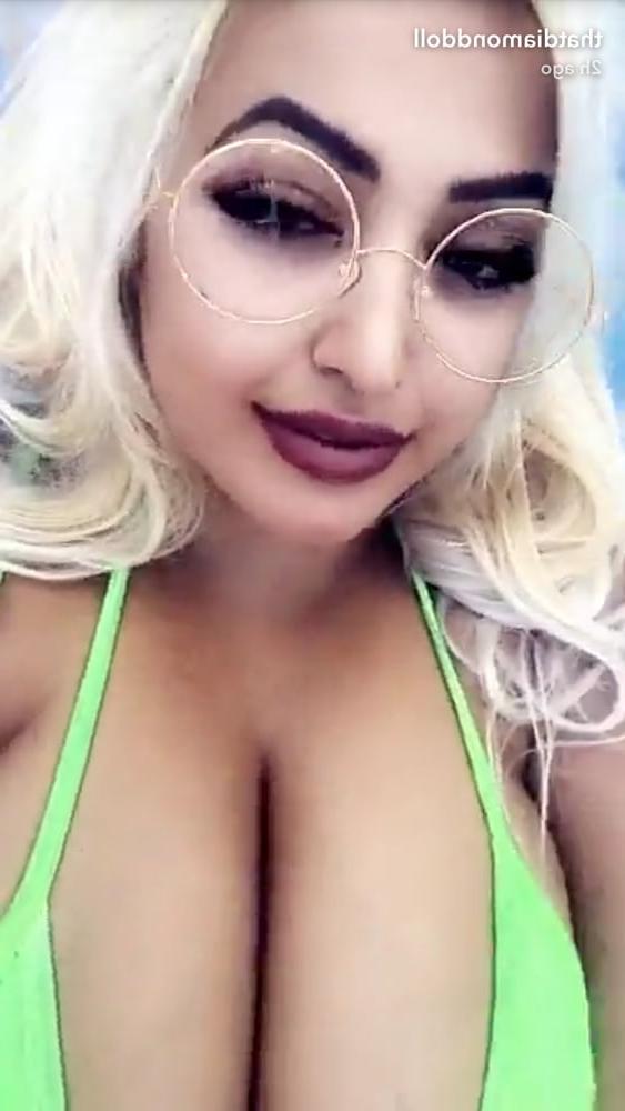 25P DiamondDoll Pawg Gallery 4