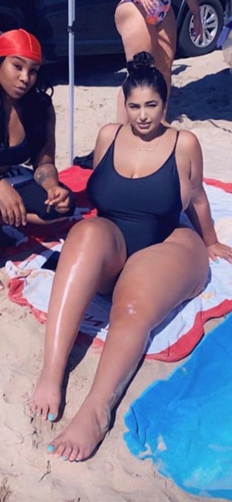 25P DiamondDoll Pawg Gallery 12