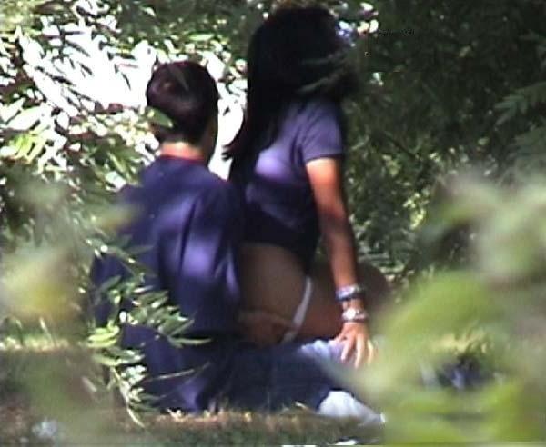 25P Voyeur Fucking In Park