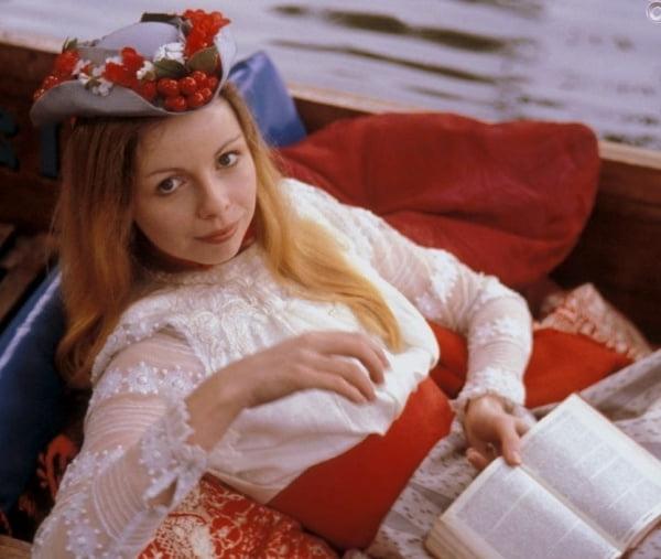 17P Women of Doctor Who: Lalla Ward