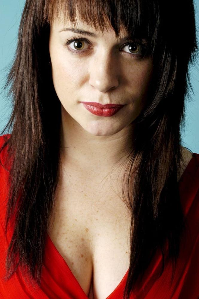 22P Women of Doctor Who: Eve Myles