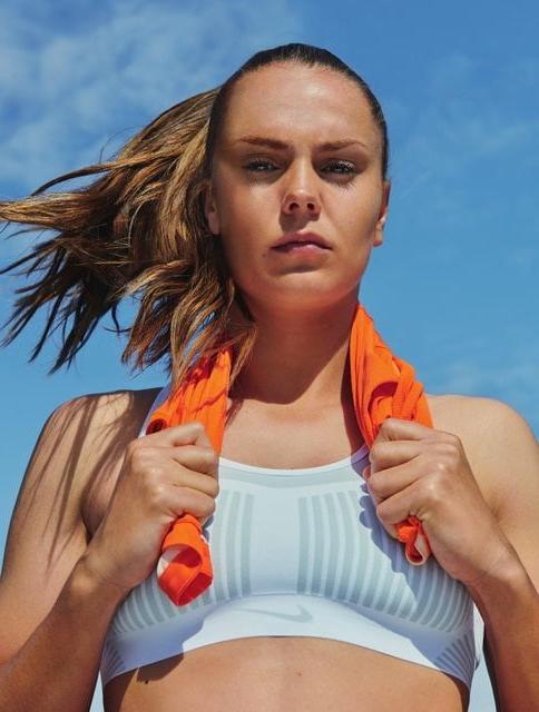25P Dutch Football Player (Oranje Leeuwinnen) Lieke Martens 2