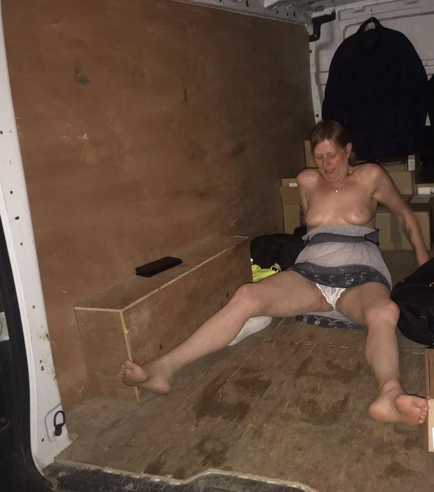 25P DOGGING IN DUDLEY UK JUNE 2020