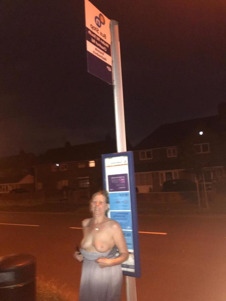 25P DOGGING IN DUDLEY UK JUNE 2020