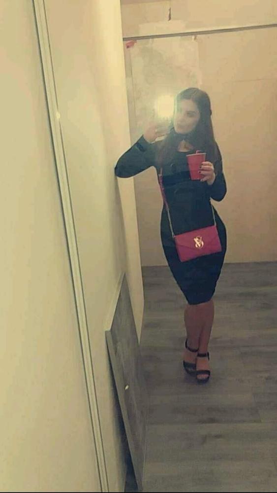 12P Sexy dutch girl