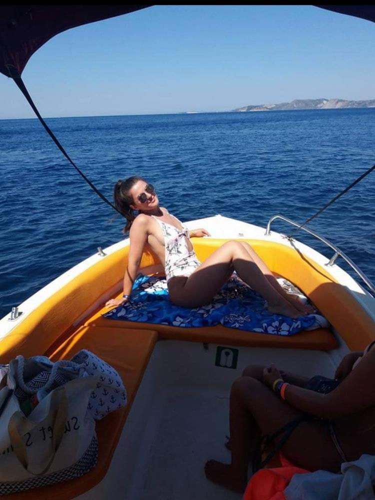 12P Sexy dutch girl