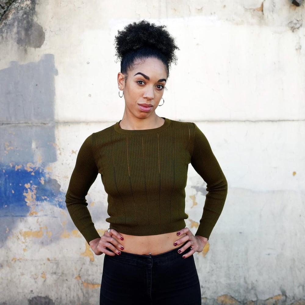 14P Women of Doctor Who: Pearl Mackie