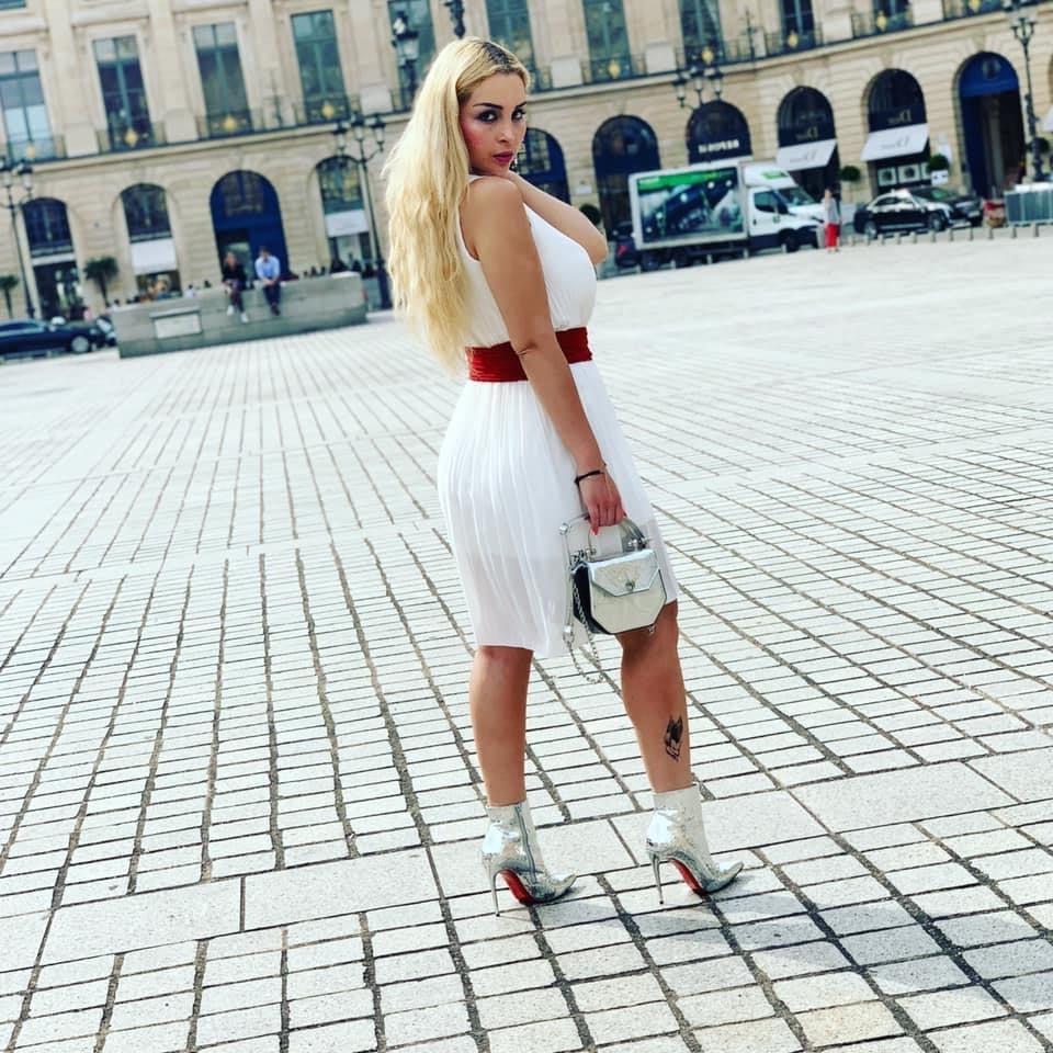 25P Salopes de Bourgeoises en Louboutin High Heels 8