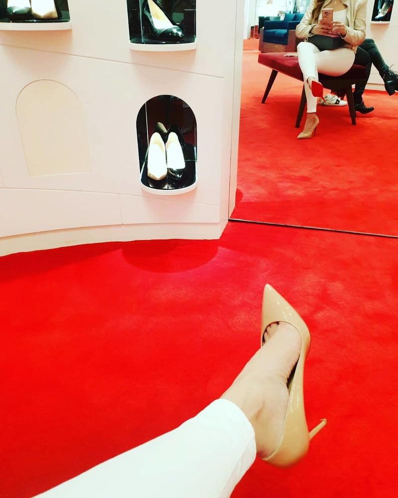 25P Salopes de Bourgeoises en Louboutin High Heels 8