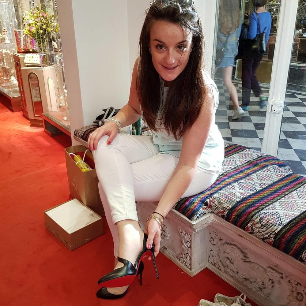 25P Salopes de Bourgeoises en Louboutin High Heels 8