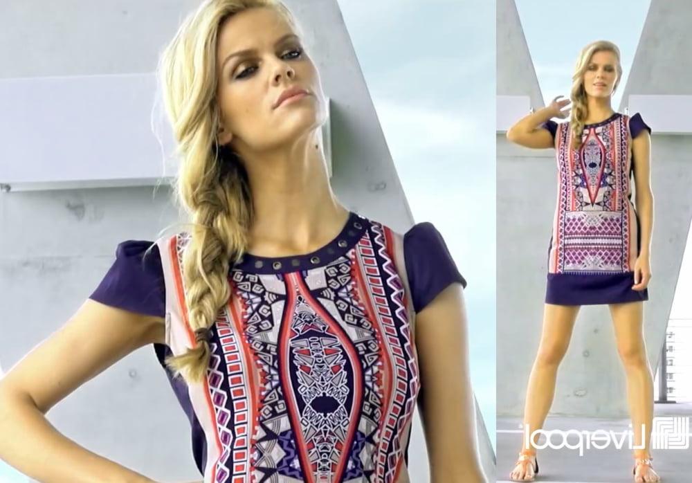 25P Brooklyn Decker Fit As Fuck 2